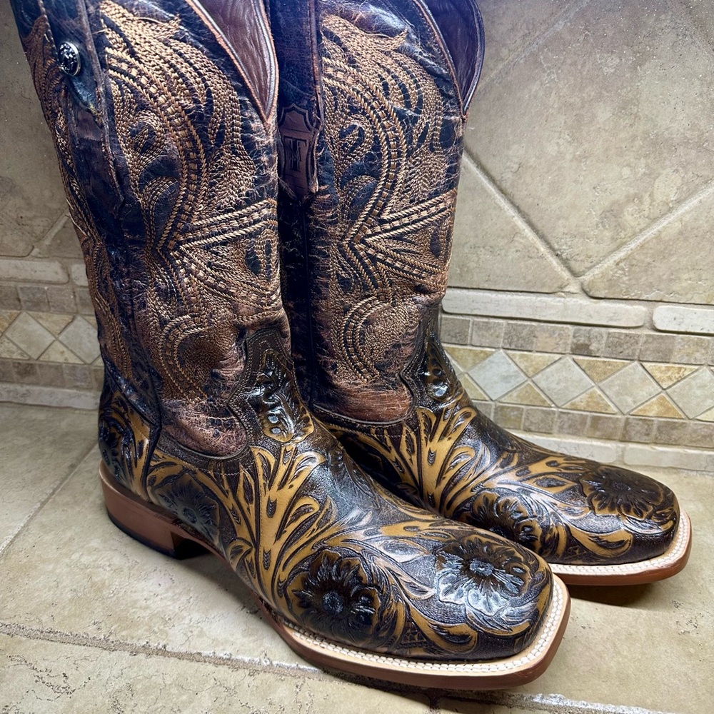 Hand tooled leather western boots size 12 brown